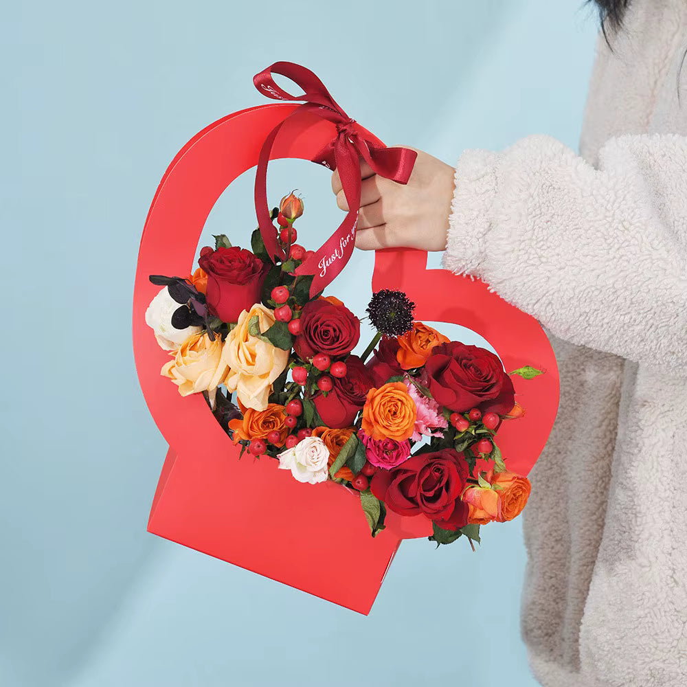 Heart-Shaped Floral Gift Box 10pcs