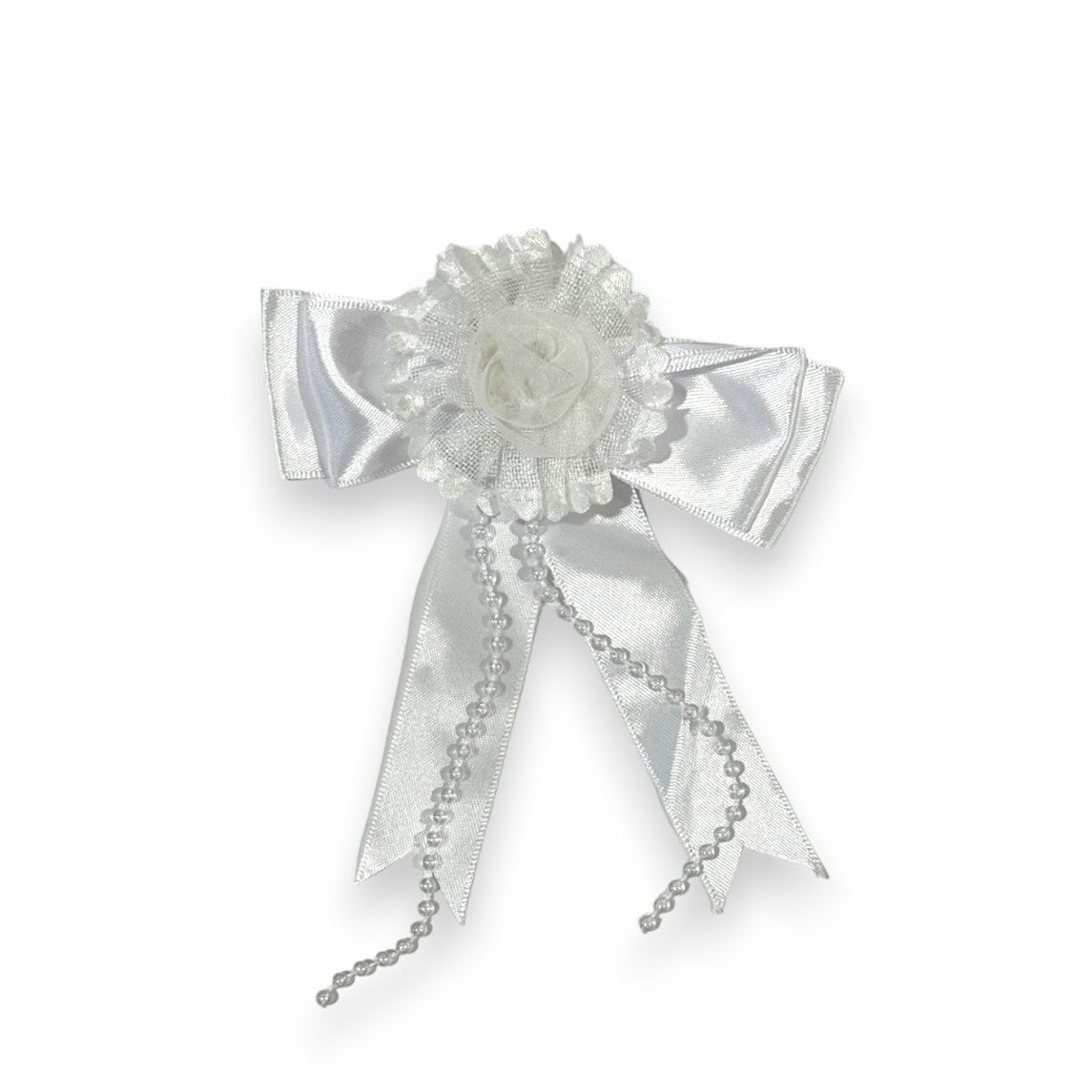 PURE WHITE  BOUTONNIERE