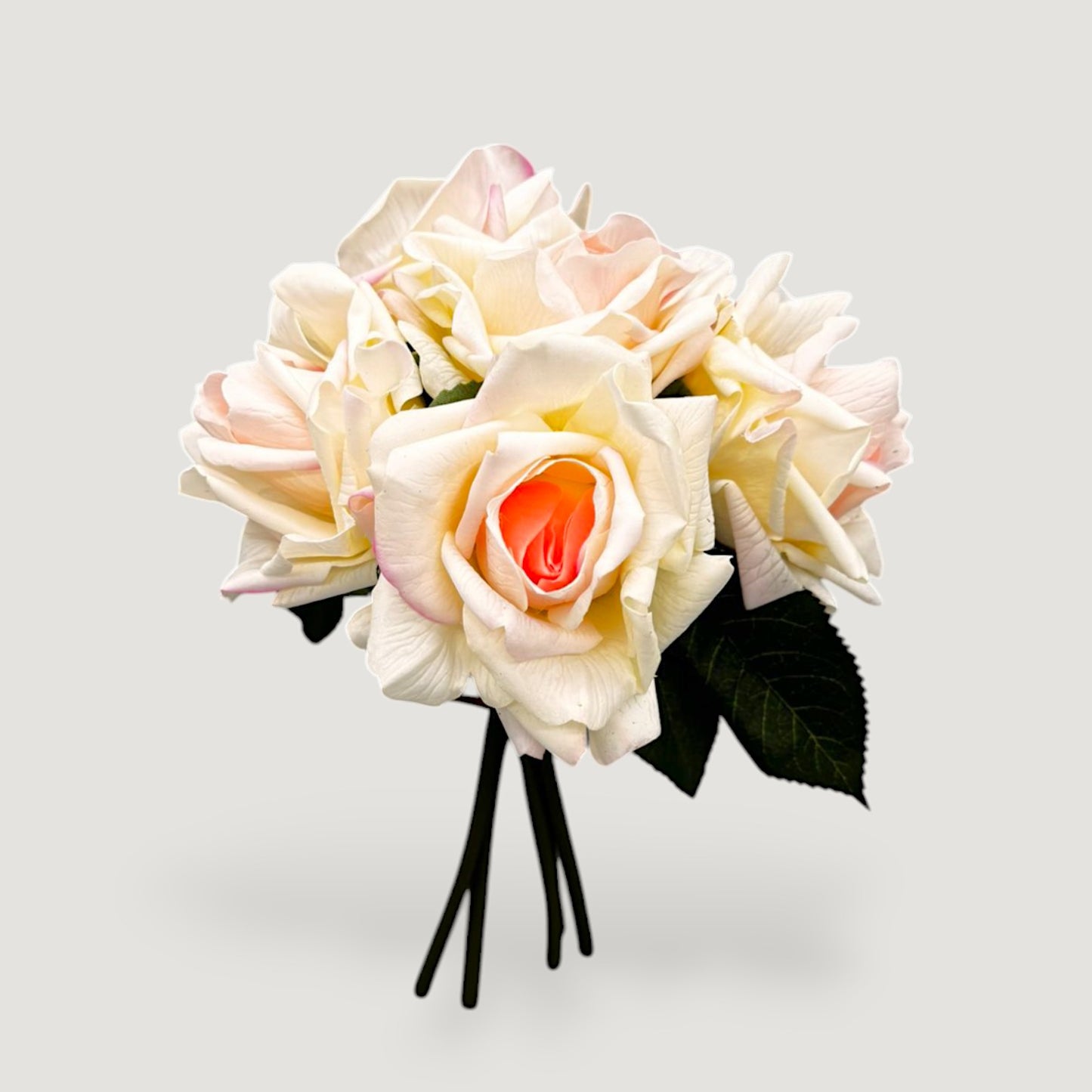 NATURAL TOUCH ROSE BUNDLE  X5